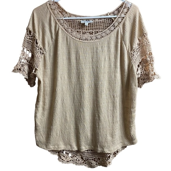 Umgee Tops - Umgee Tan Crochet Boho Lace Short Sleeve Hi Low Blouse Top Size Small